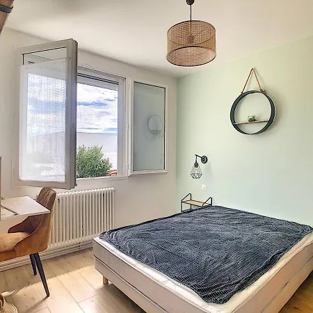 Maison Renovee, 3 Chambres, Jardin, Proche De La Rochelle Et - Fr-1-710-22 *